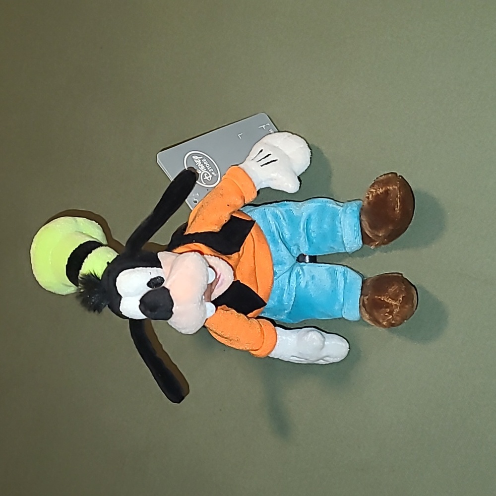 New Goofy Doll